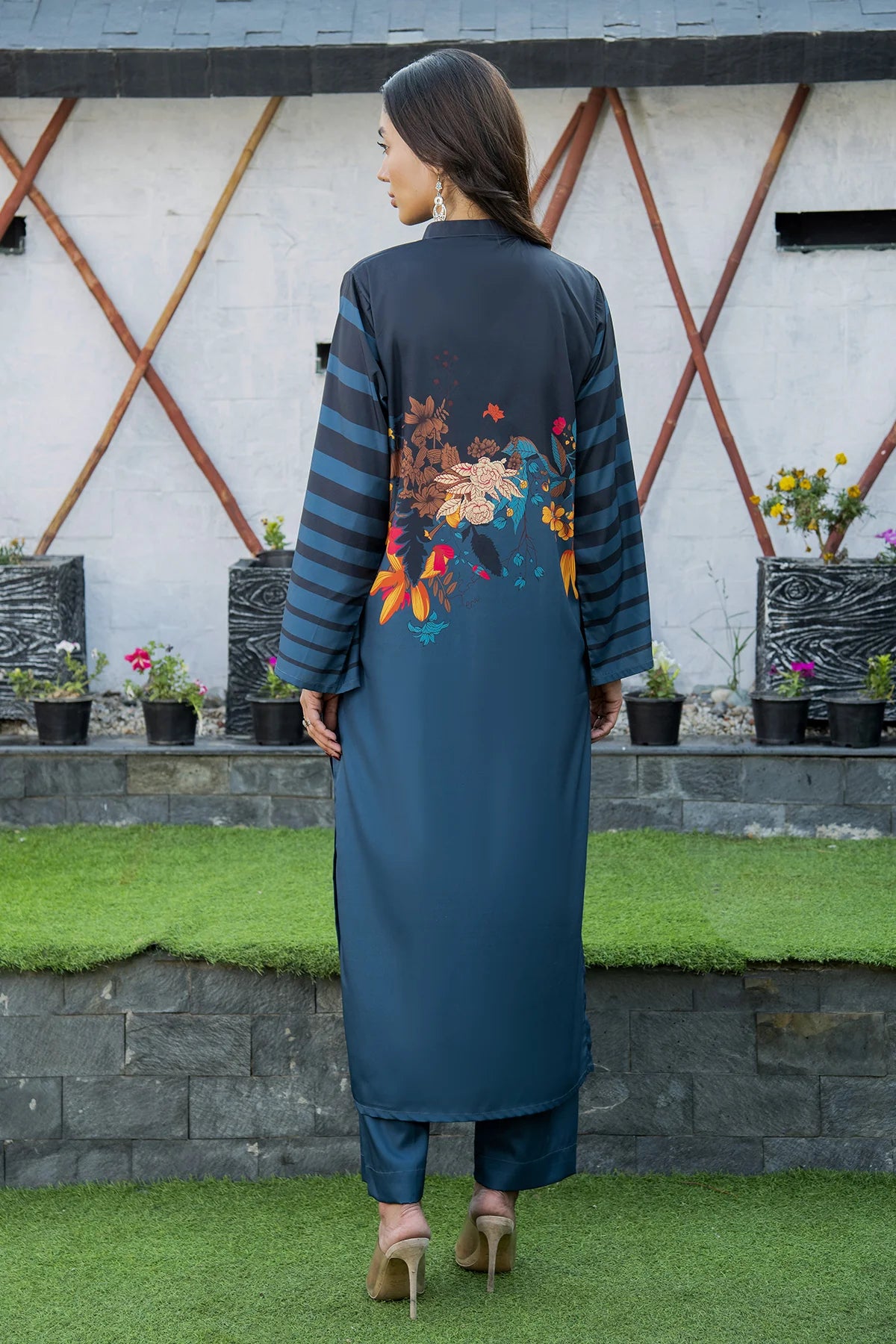 Deep blue 2-piece dress set with striped sleeves and floral yoke, back view