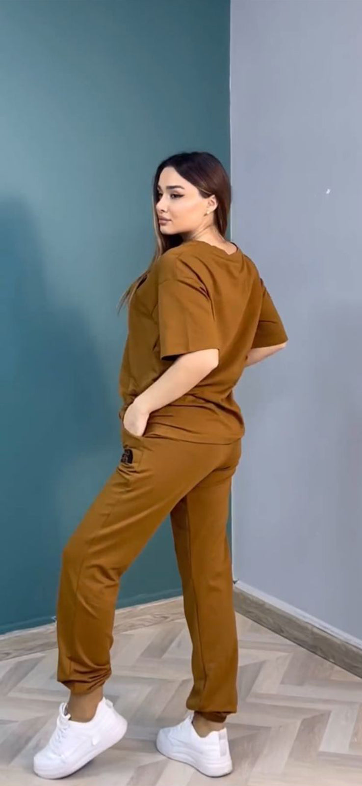 Brown two-piece co-ord set: short-sleeve T-shirt and matching jogger pants