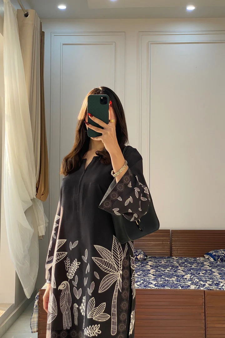 Black floral co-ord set with V-neck long kurta and matching wide-leg pants