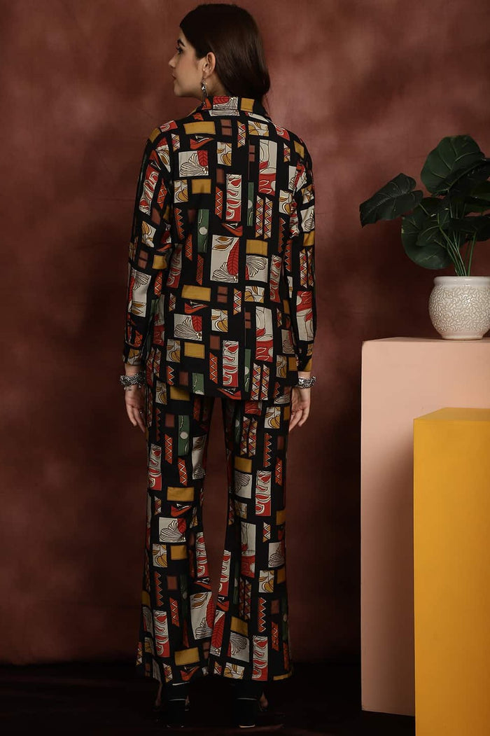 Box-printed cord set with allover geometric print, long shirt and matching pants