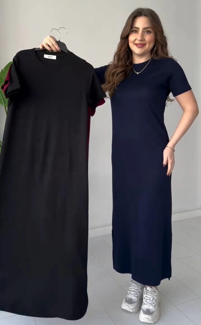 Black and navy short-sleeve long top dresses on hangers, round neck and straight hem.