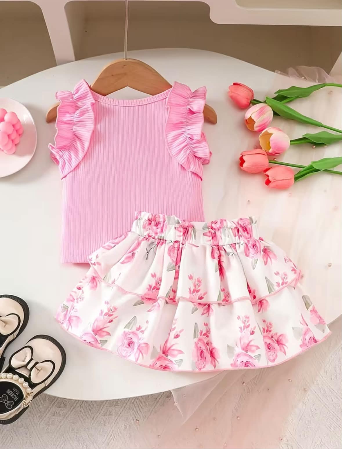 Girls' pink sleeveless dress set with bow waist and ruffled floral tiered skirt