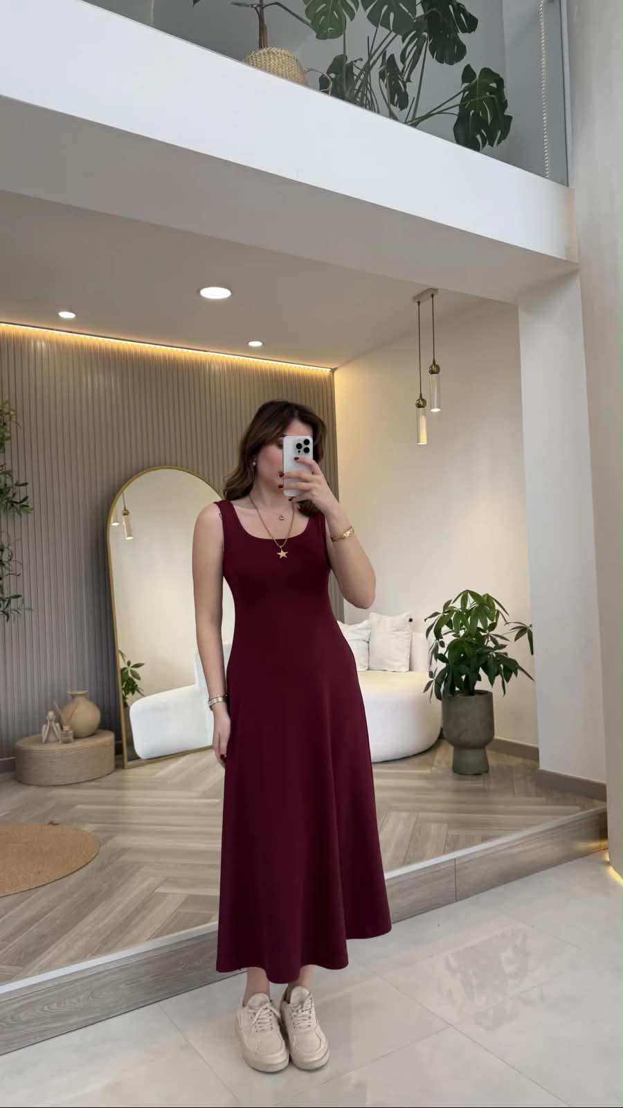 Layered maxi dress set in maroon, sleeveless A-line midi skirt