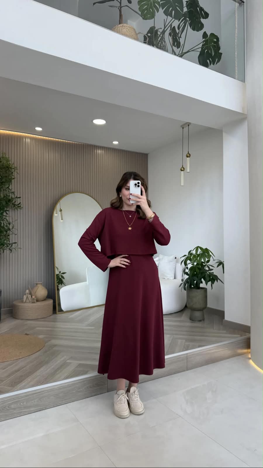 Maroon layered maxi dress set with long sleeves and fitted V-neck bodice