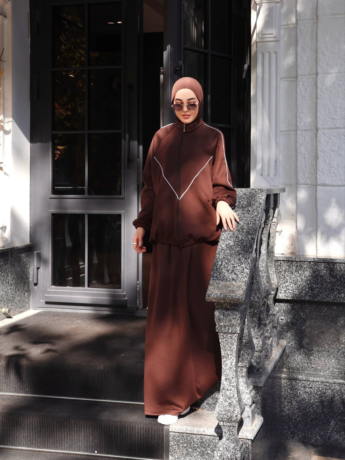 Chic Line maxi dress, brown hooded long sleeves with white piping, full-length skirt