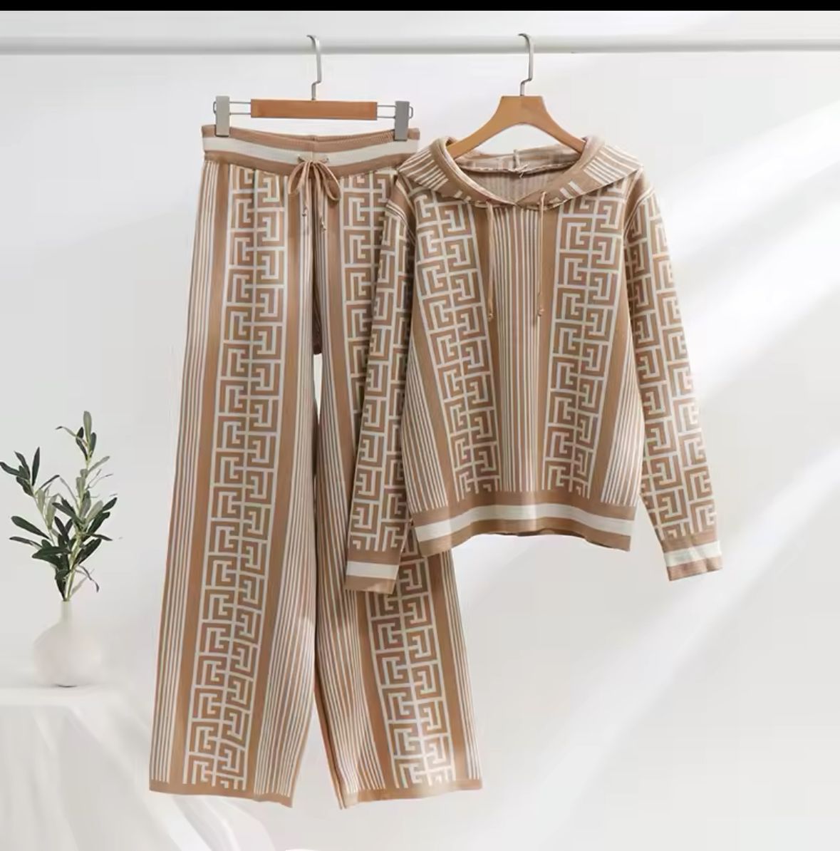 Cream-and-brown geometric patterned hoodie and wide-leg pant set