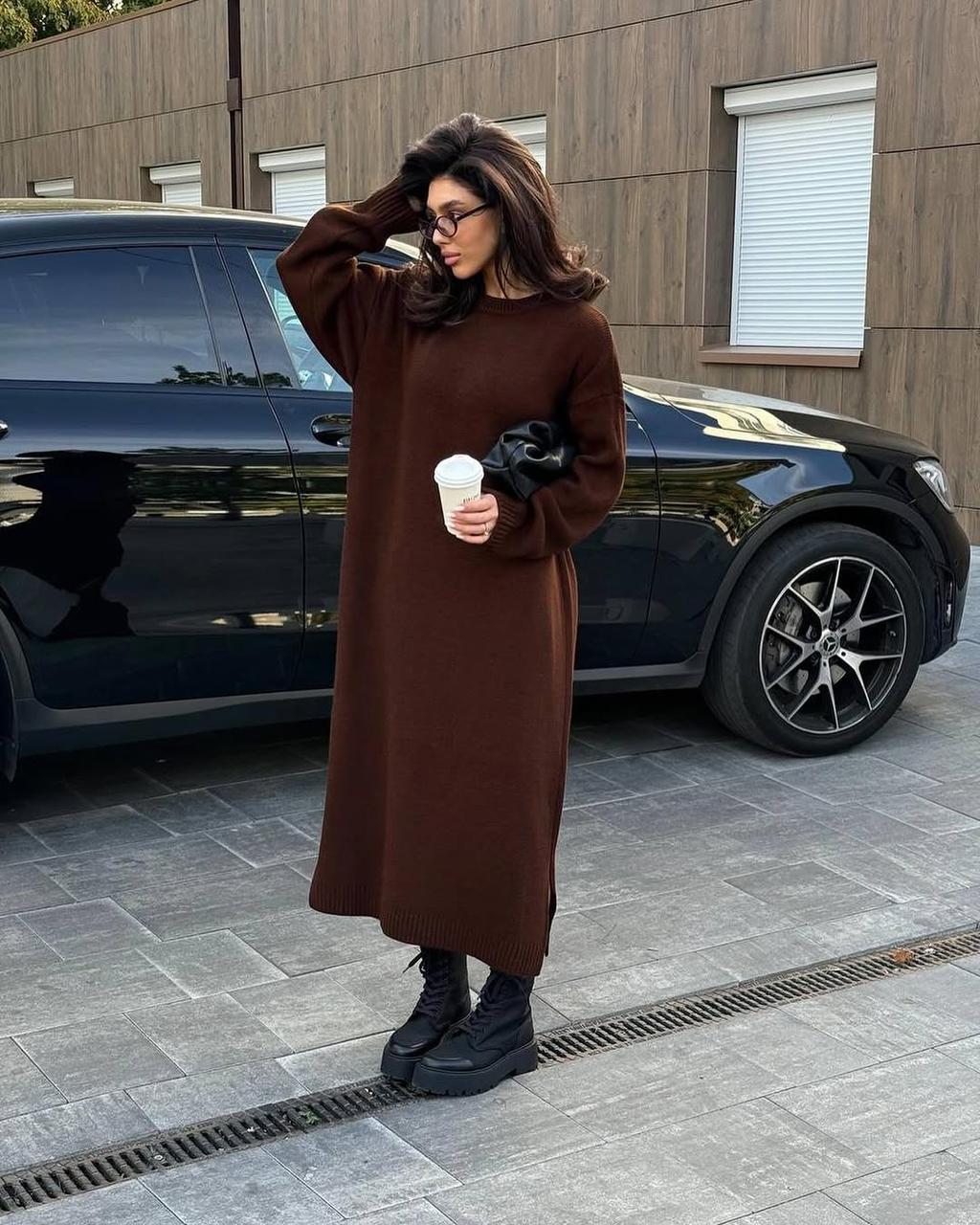 Maroon balloon-sleeve maxi dress, long sleeves, side-slit hem