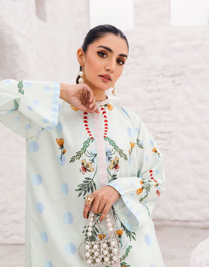 Light blue floral print kurta with wide sleeves and round neckline