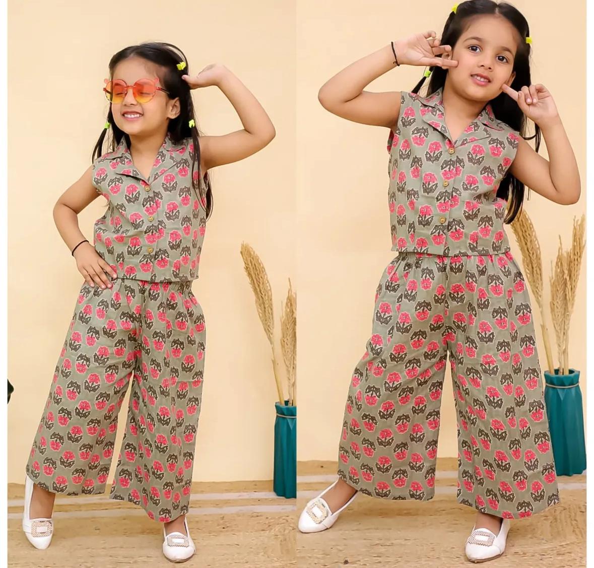 Girls sleeveless top and wide-leg trouser set, grey with pink fruit print