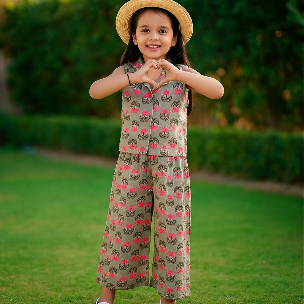 Girls sleeveless top and wide-leg trouser set, grey with pink fruit print