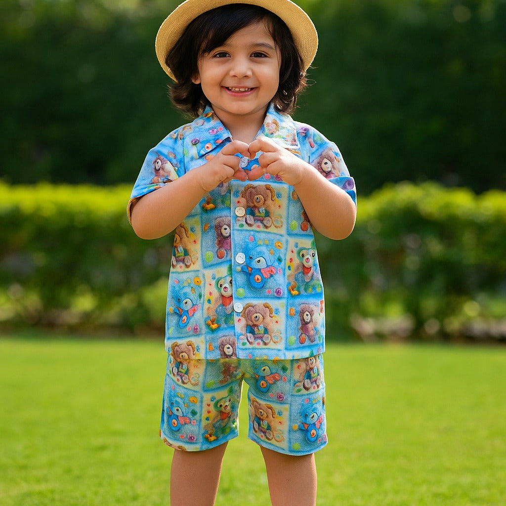 Light blue baby shirt and elastic-waist shorts set with teddy bear cartoon print