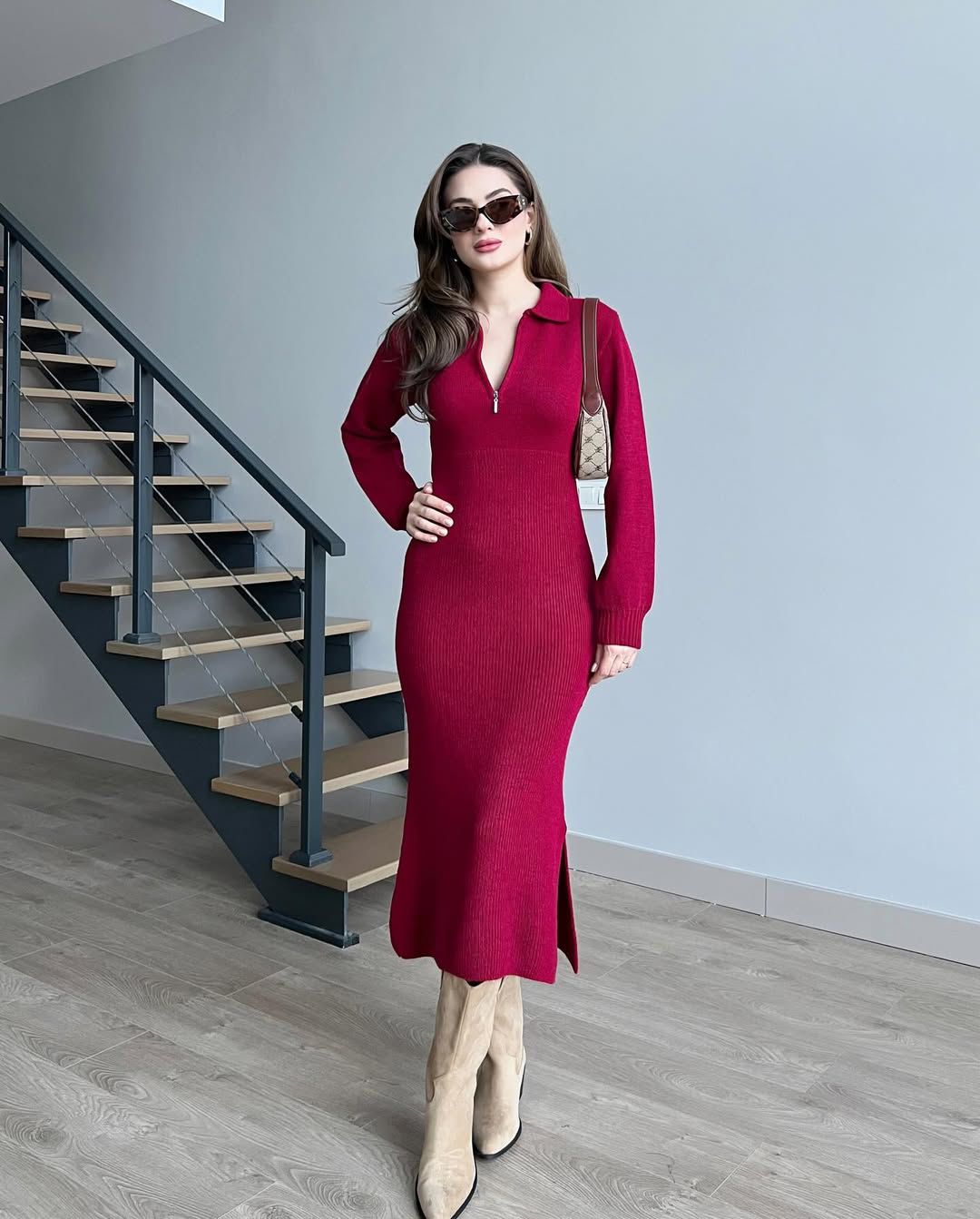 Knit midi sweater dress with front zipper, maroon, long sleeves and fitted silhouette