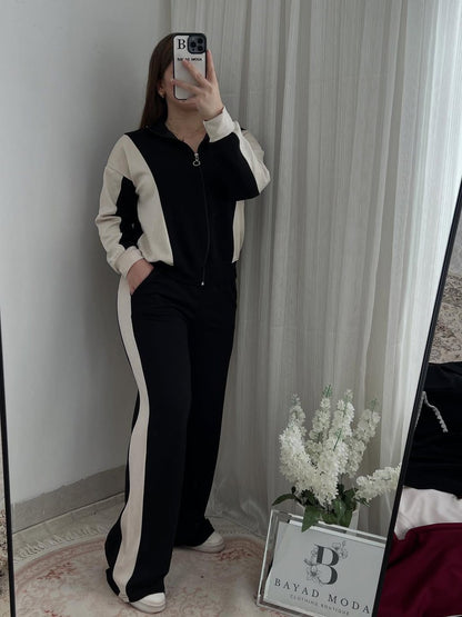 Warm panel zipper set with black jacket and pants, cream side stripe panels