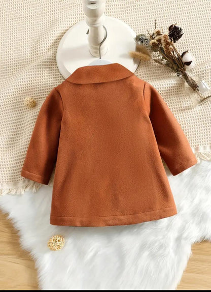 Royal camel coat back, rust-brown wool with high collar and button details